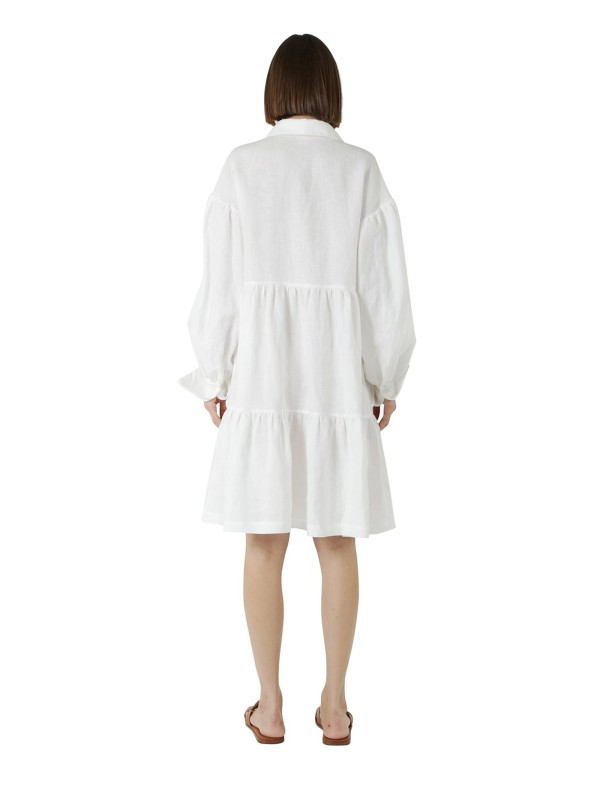 Abito corto bianco a maniche lunghe