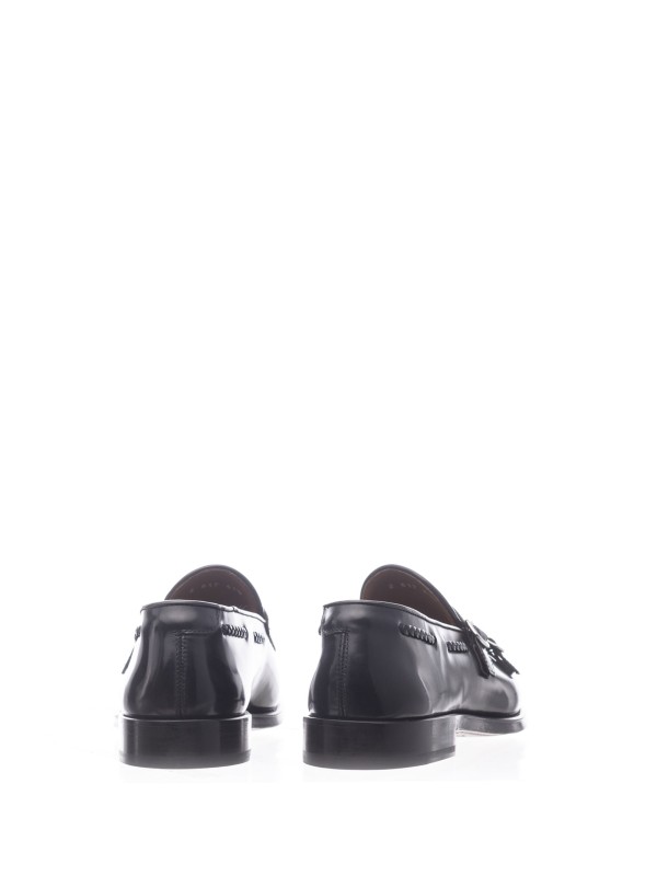 Double buckle leather loafer