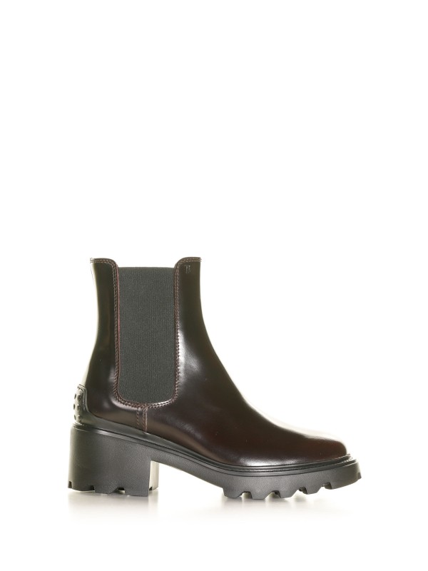 Leather ankle boot with macro sole Leather ankle boot with macro sole