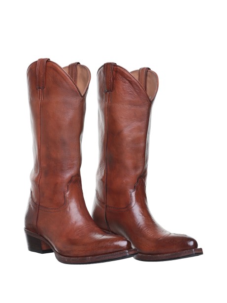 Western Boots in brown leather