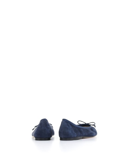 Suede ballerina with bow detail