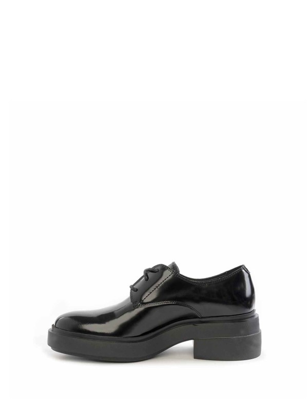 Knight patent leather derby