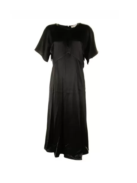 Long black dress with short sleeves Long black dress with short sleeves