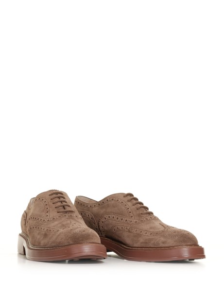 Dovetail brogues in suede 2