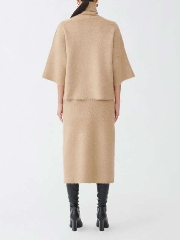 Maglia dolcevita maniche corte cammello