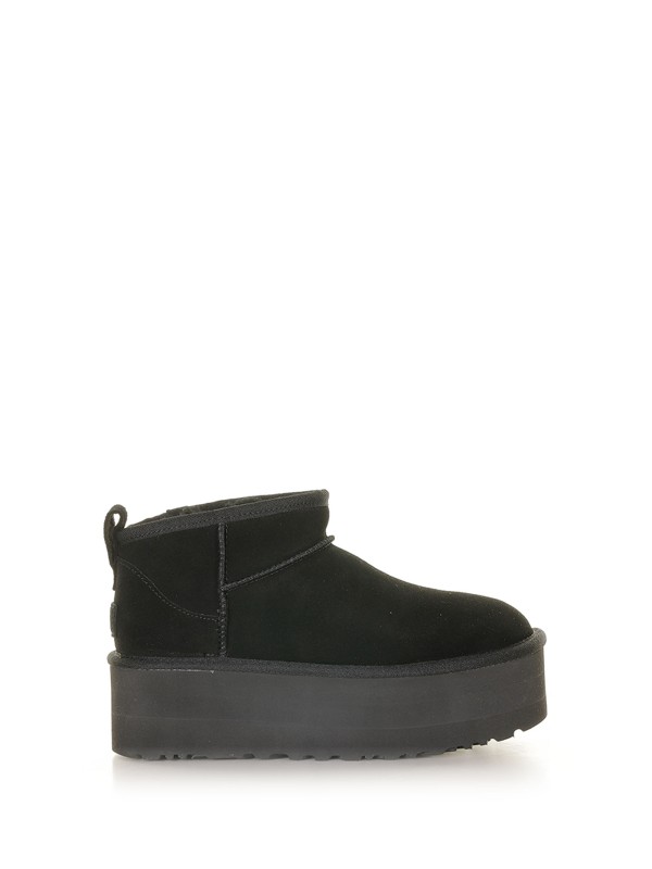 Classic Ultra Mini black platform boot