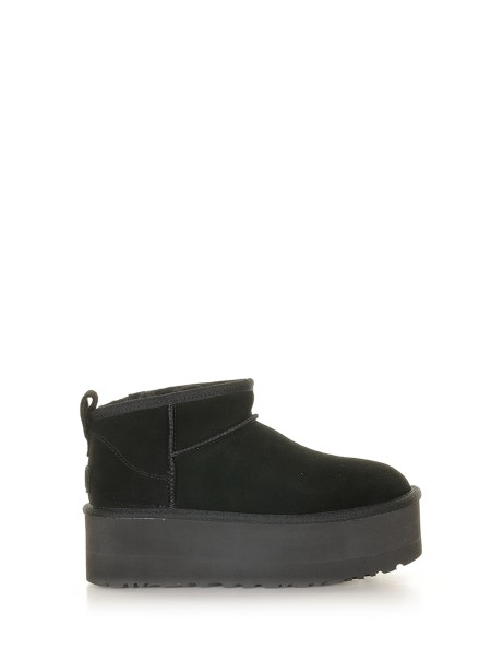 Classic Ultra Mini black platform boot
