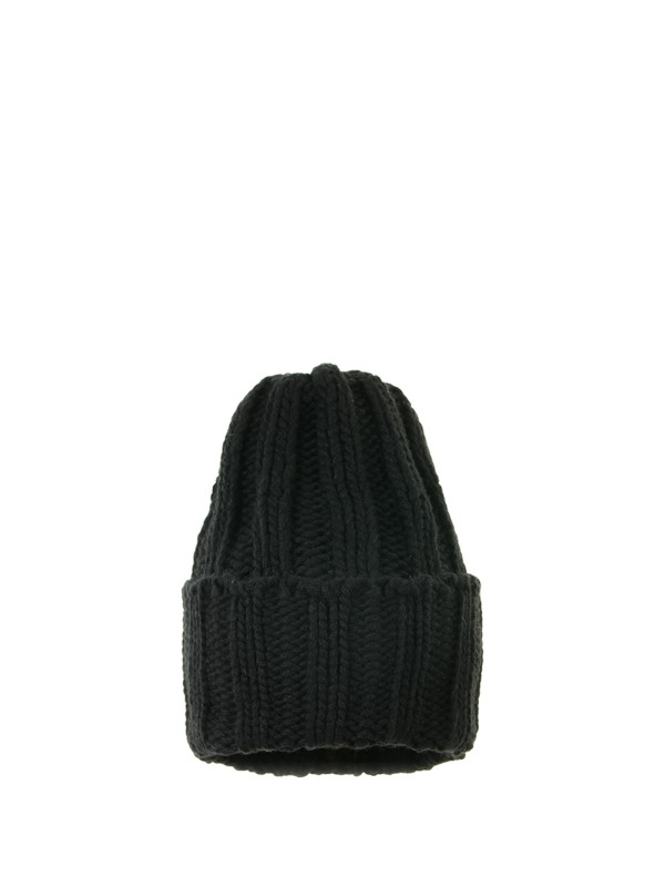 Black cashmere beanie