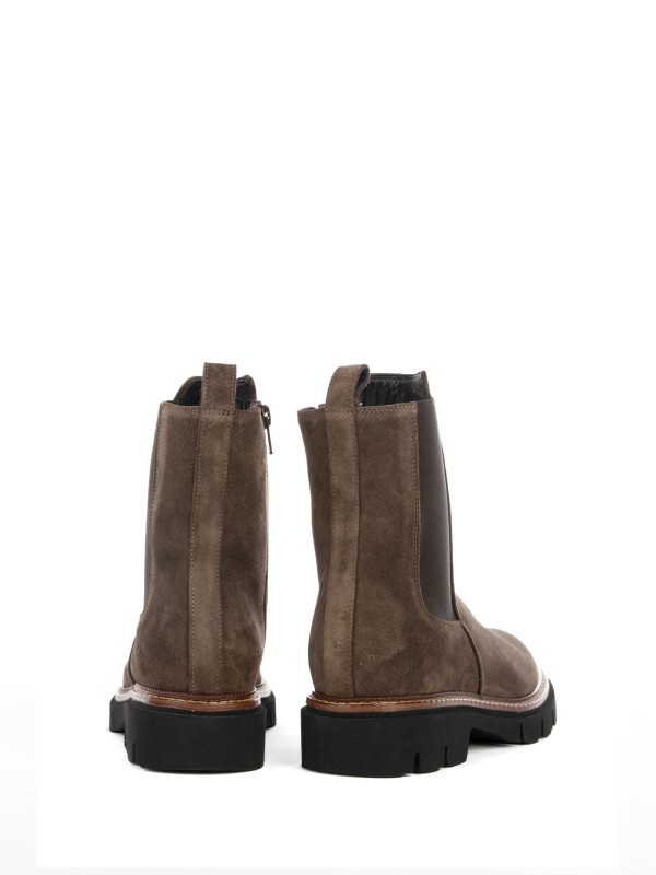 Beatles Mud Suede