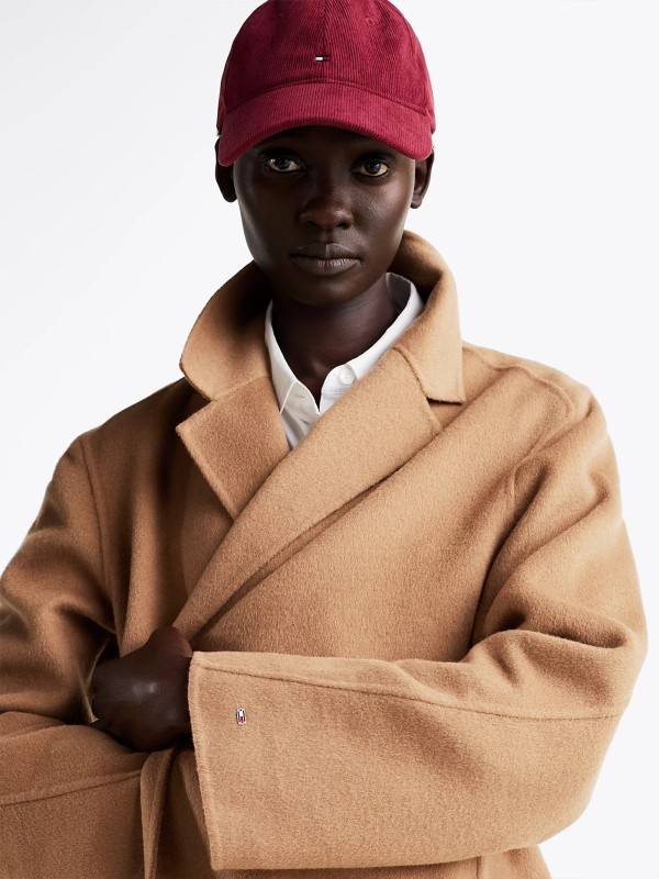Double-faced coat with belt and logo