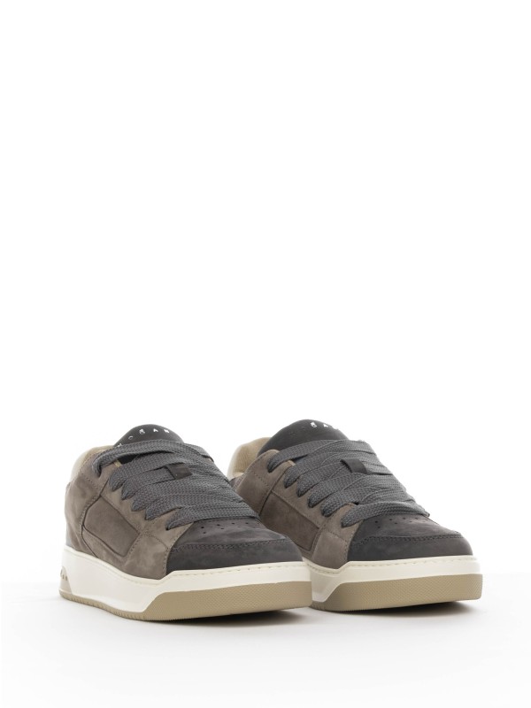 H667 Chamallow sneaker in suede