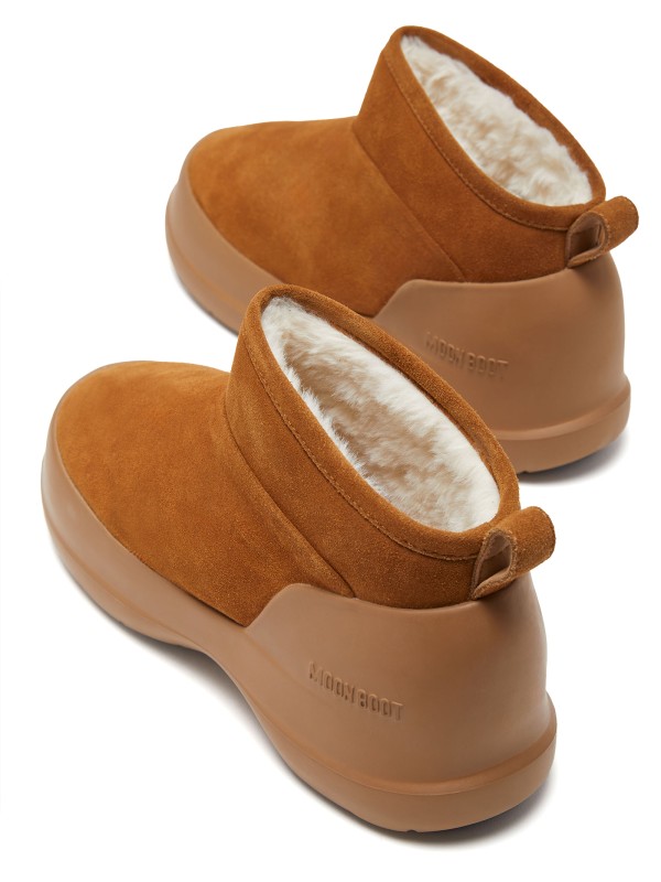 Luna ankle boot in suede