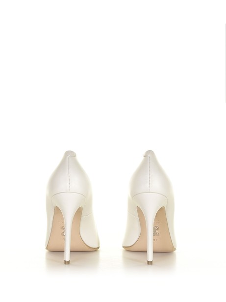 Stiletto décolleté in leather<BR/>