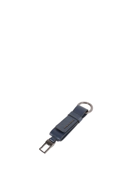 Key ring with carabiner