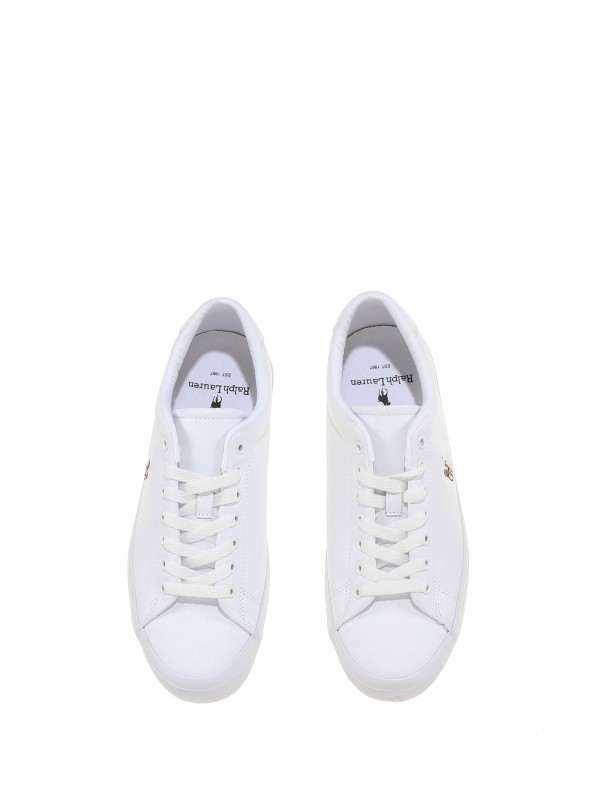 Leather sneaker with logo