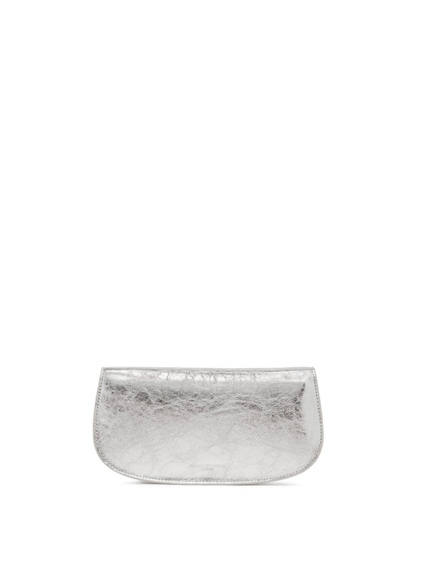 Deva Clutch in laminated leather