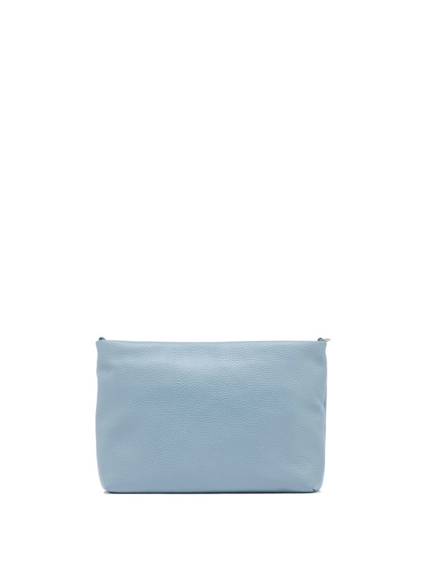Pochette Brenda in pelle martellata celeste con catena in resina