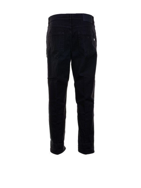 women's jeans in black denim 2