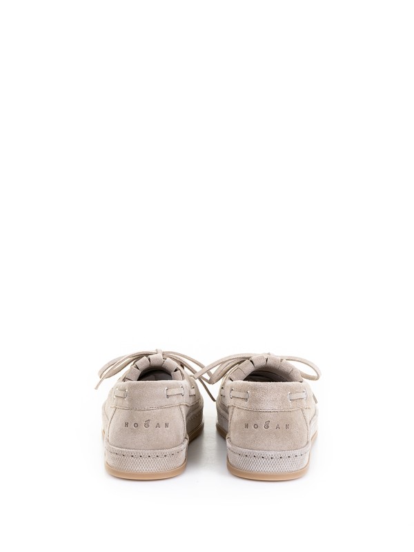 H683 Boat Shoes with Fringes