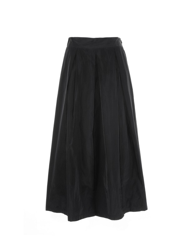 Black long skirt