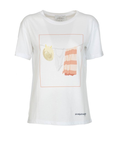 White T-shirt with cloth print
