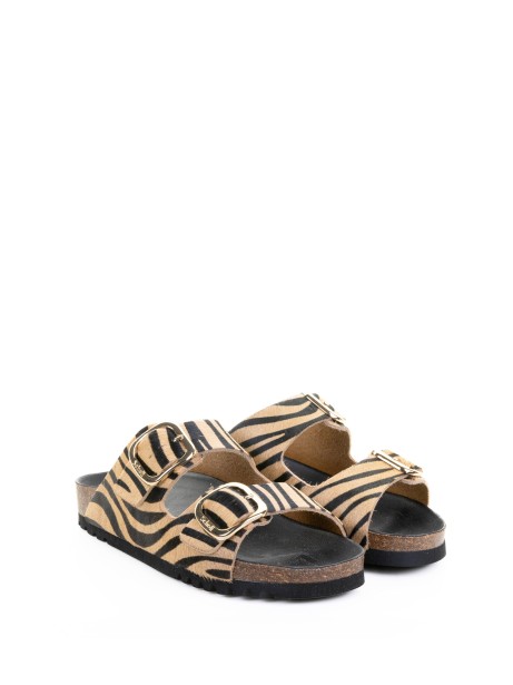Noelle Tiger Slipper 2
