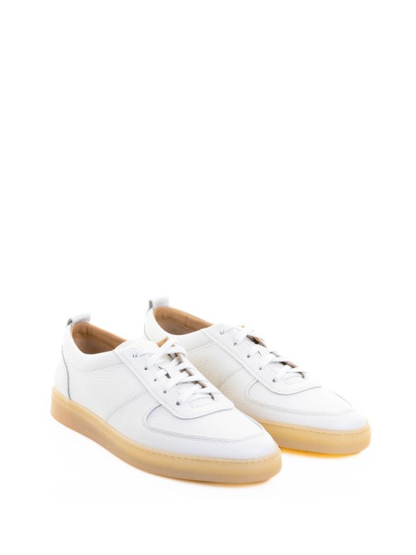 Men's Sneaker in leather and contrasting sole