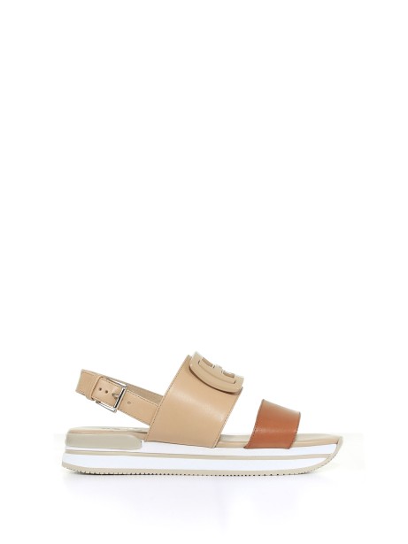 Sandal in leather with logo