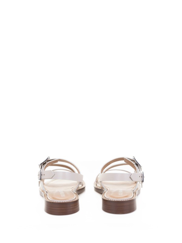 Sandalo basso bianco con fibbie