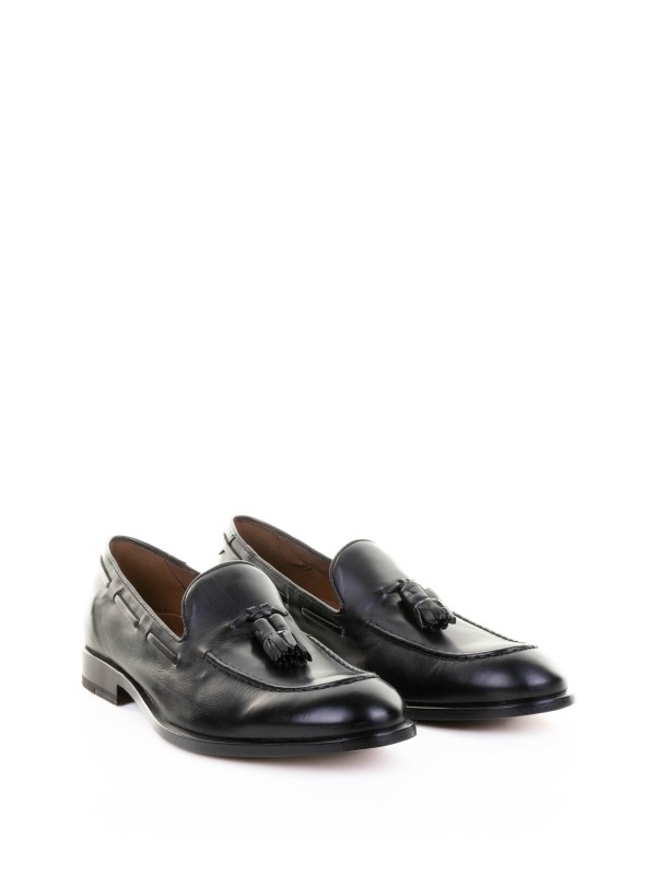 Mocassino nero uomo in pelle con nappine