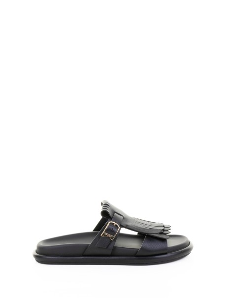 Black leather slipper with fringe