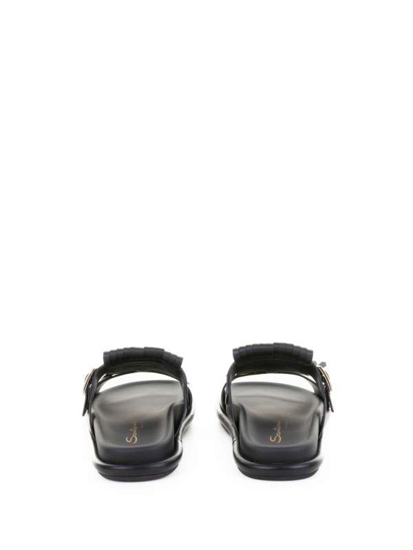 Black leather slipper with fringe