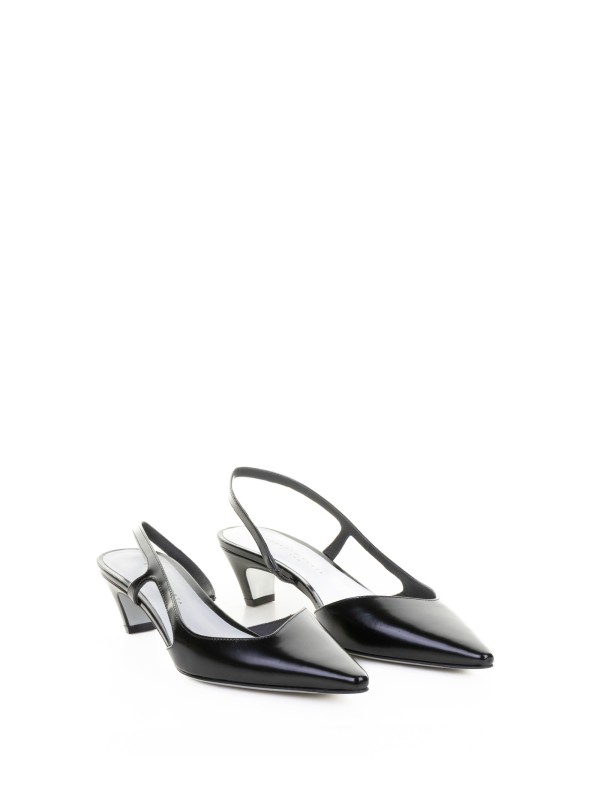 Décolleté slingback nera in pelle spazzolata