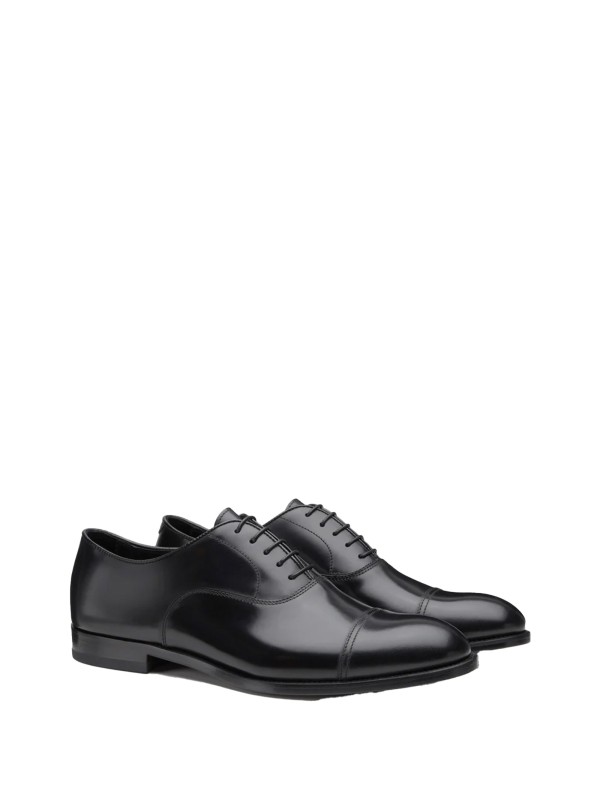 Black leather Oxford