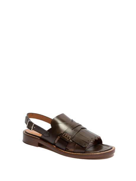 Flat leather sandal with fringes 2