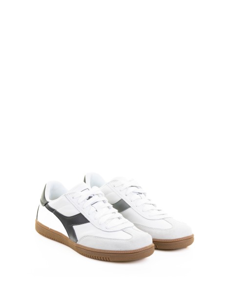 Sneaker bianco nera in pelle 2