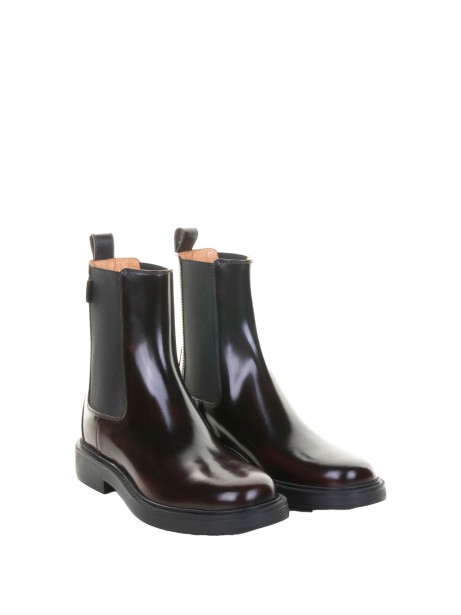 Beatles mosto in pelle lucida 2