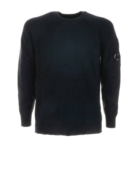 Maglia nera a maniche lunghe Maglia nera a maniche lunghe