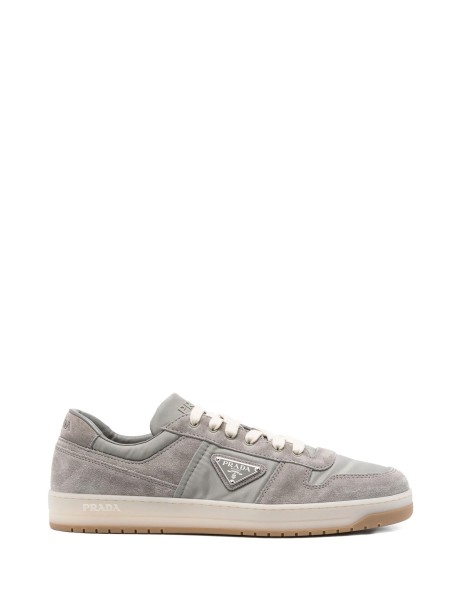 Sneakers grigia scamosciata