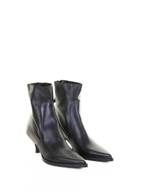 Black nappa ankle boot with zip and rubber sole 2