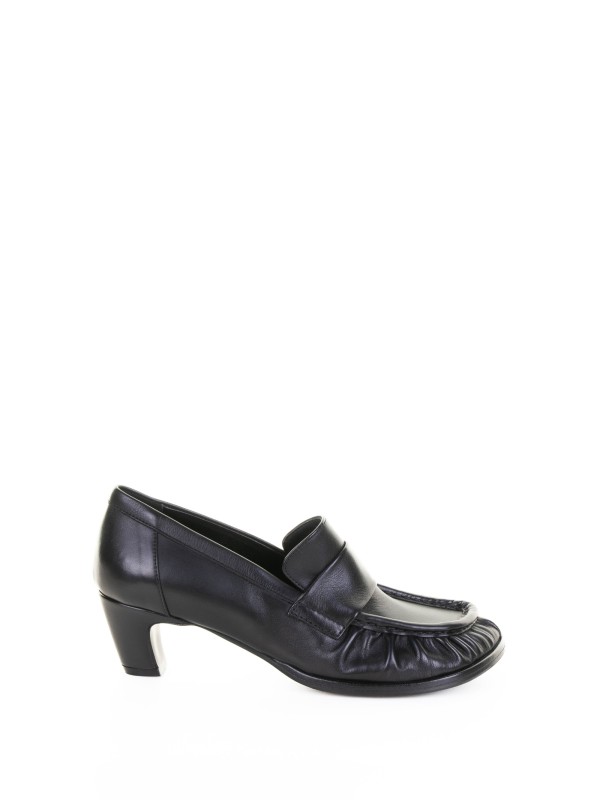 Mocassino ebano in pelle con tacco Mocassino ebano in pelle con tacco