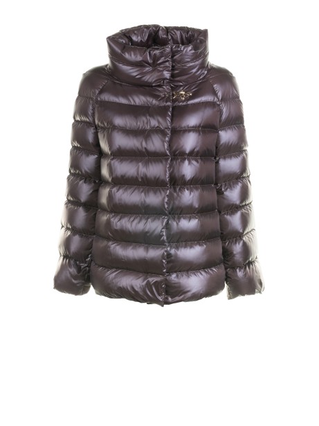 Piumino cappa trapuntato con zip Piumino cappa trapuntato con zip