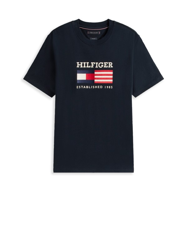 T-Shirt blu scuro con stampa. T-Shirt blu scuro con stampa.