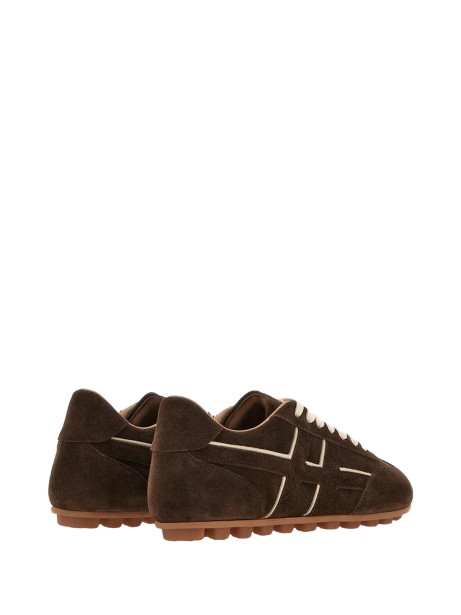 Sneakers in pelle scamosciata marrone
