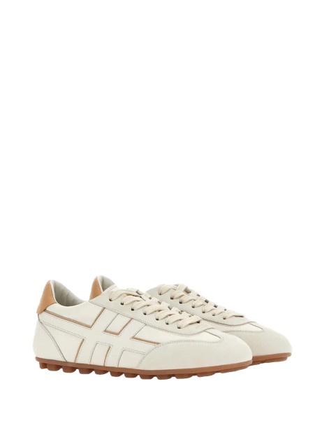 Sneakers in pelle scamosciata beige