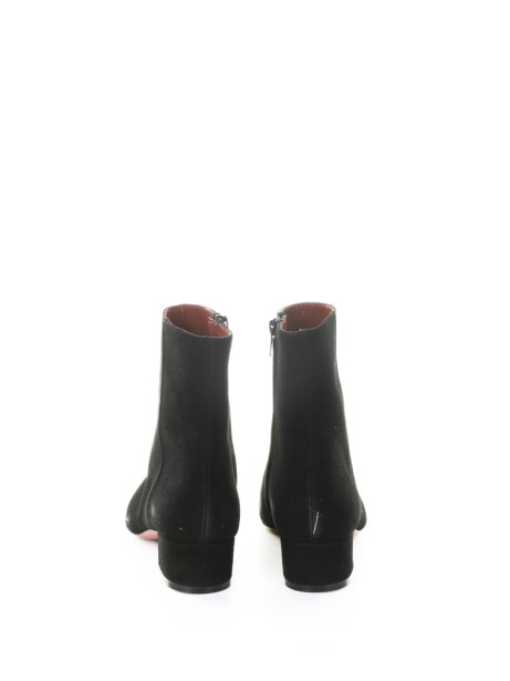 Stivaletto nero in camoscio