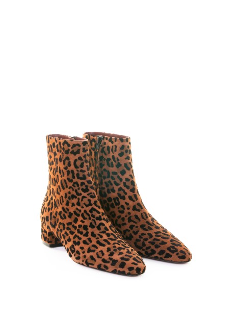 Stivaletto leopardato in camoscio 2