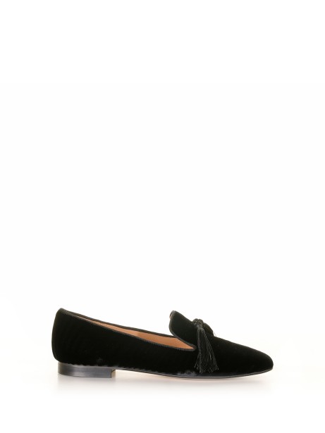 Velvet ballerina with tassels Velvet ballerina with tassels