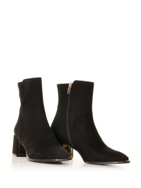 Stivaletto in suede nero 2