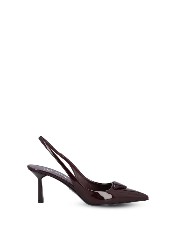 Décolleté slingback in Saffiano vernice